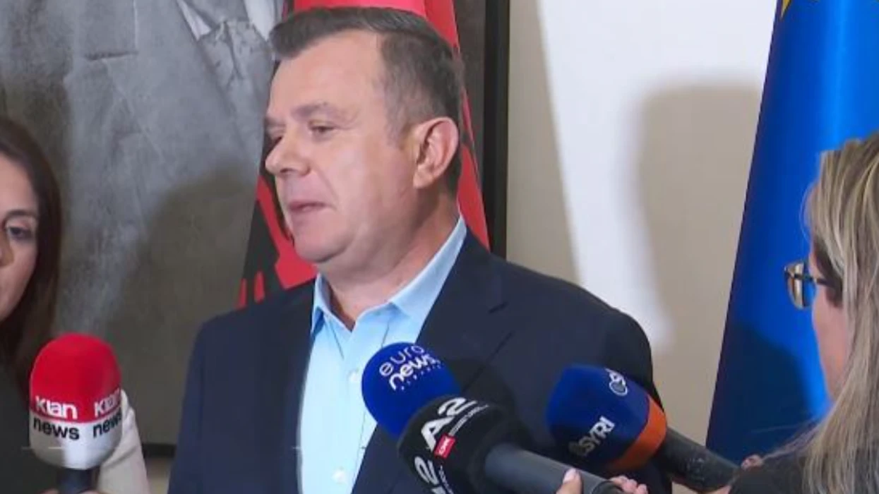 Balla për arrestimin e Vlora Hysenit  PS nuk është avokate e askujt