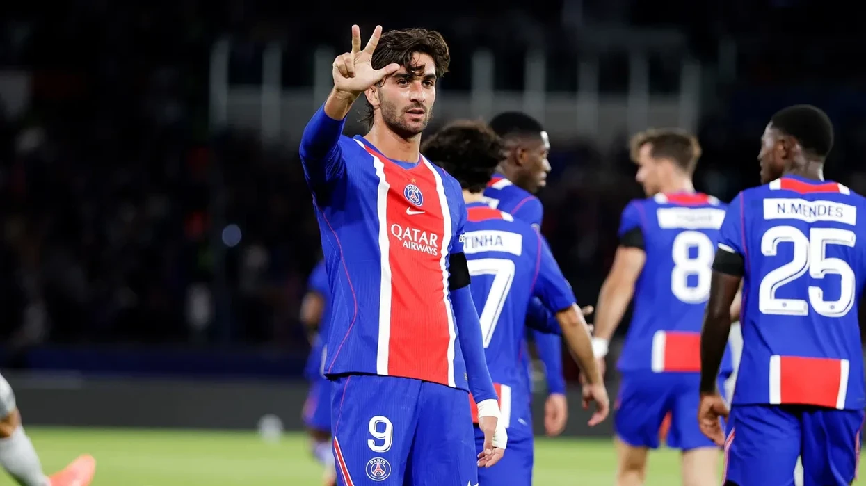arsenali-fantastik-arteta-i-gezohet-fitores-ndaj-napolit-allegri-nuk-e-ben-drame