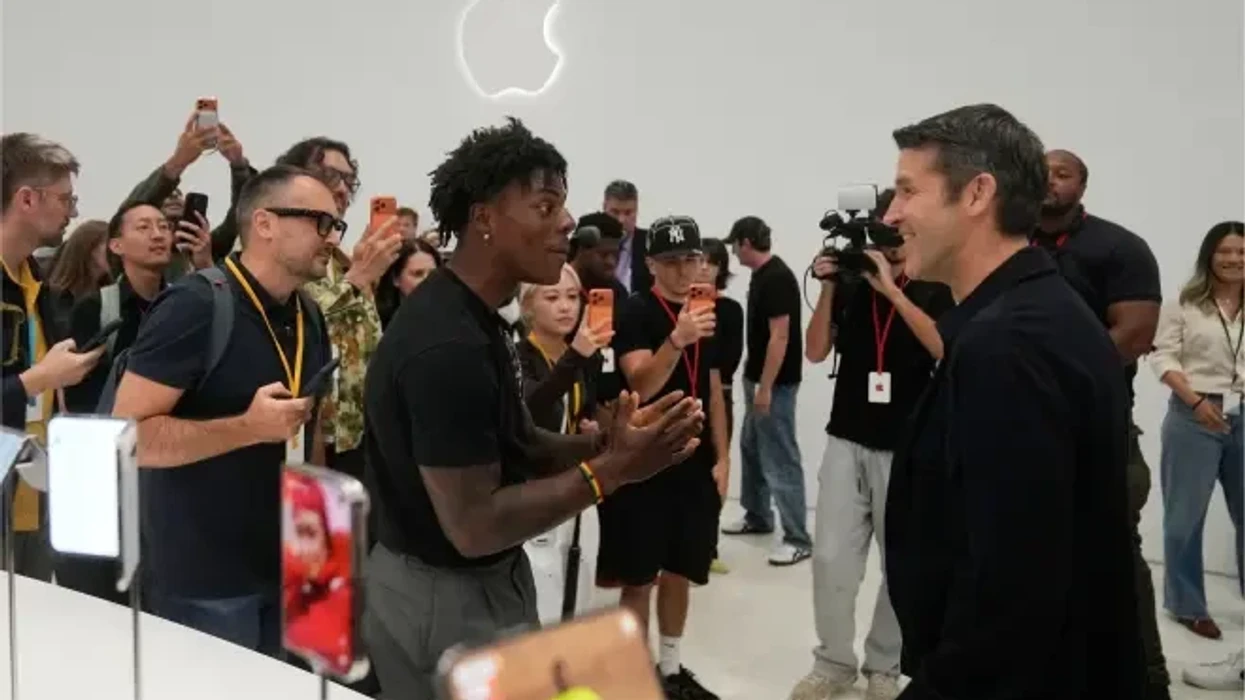 Vlogeri i njohur iShowSpeed bën një “çmenduri” në eventin e Apple, vodhi vëmendjen me gjestin e papritur