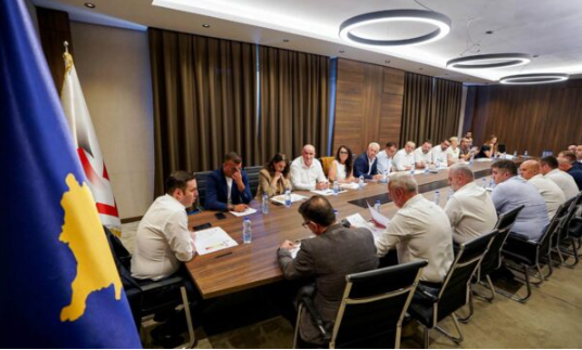 Marrëveshja për presidentin  Abdixhiku sot mbledh partinë