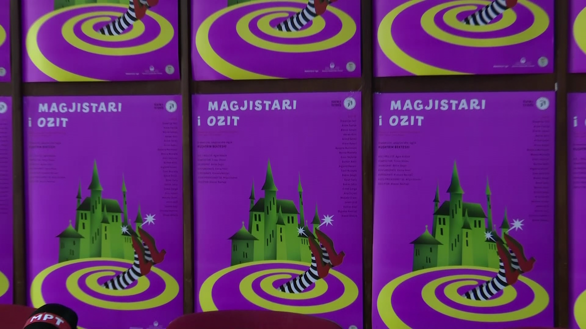 nje-magji-e-re-ne-teatrin-e-tetoves-magjistari-i-ozit-ne-skenen-e-tetoves