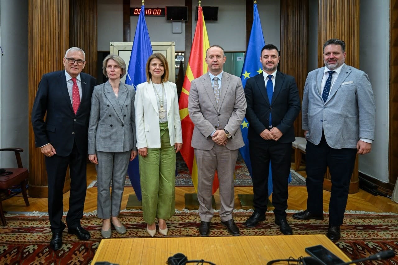 Gashi me delegacionin e Këshillit të Evropës  Decentralizimi është një parim i rëndësishëm demokratik