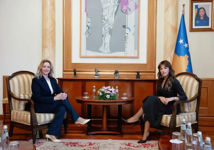 arijeta-rexhepi-zgjidhet-kryesuese-e-grupit-te-grave-deputete