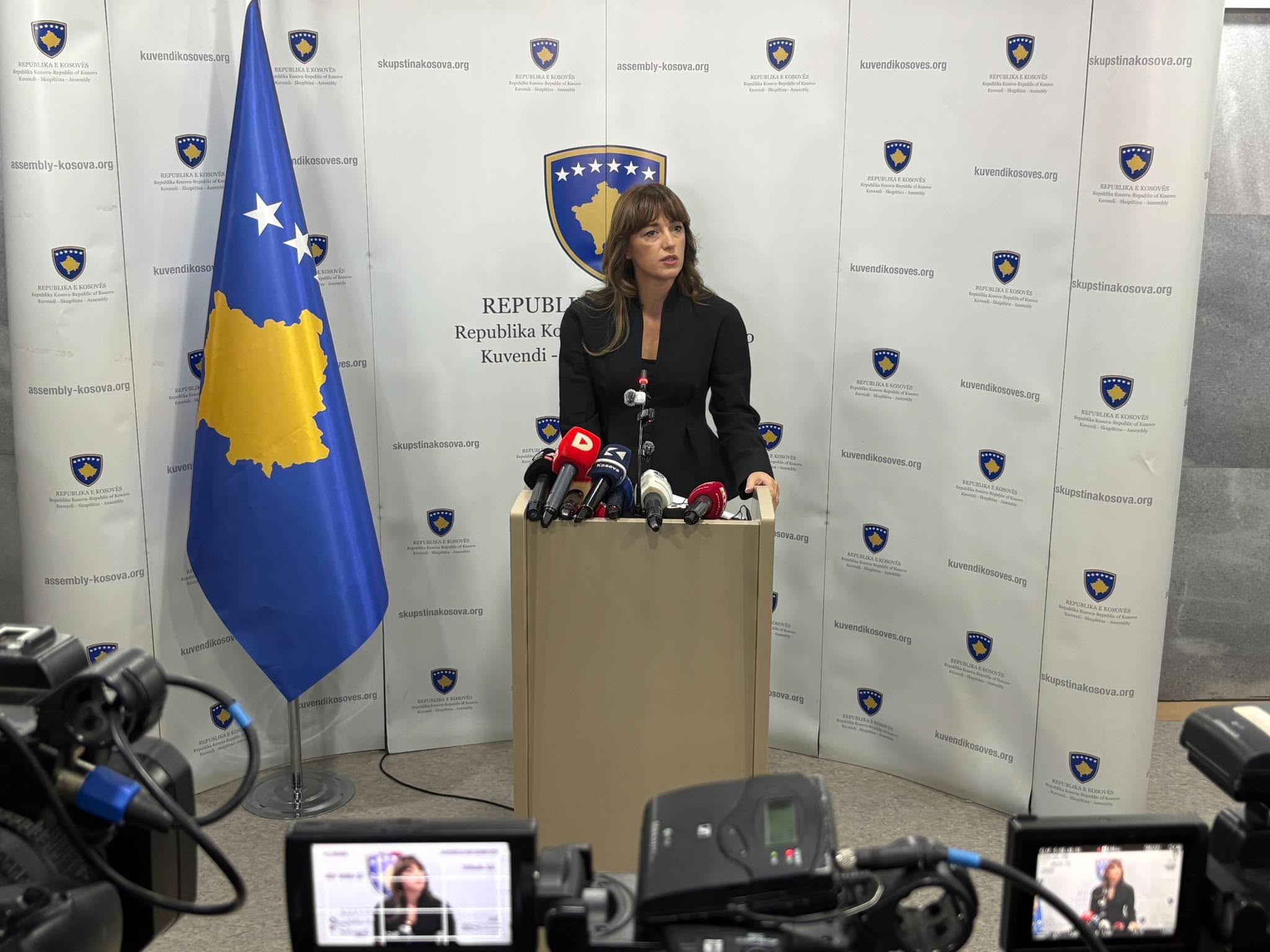 Haxhiu  Kur thashë se arroganca i nxit protestat  s gjykova shkaqet e protestave në Shqipëri