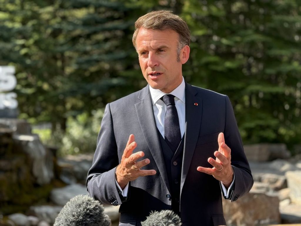 Macron kërkon bashkëpunimin e G7 për të frenuar rritjen e çmimeve të karburanteve