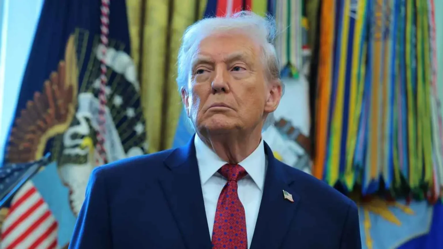 Padia kundër BBC së  gjykata urdhëron Trump të dëshmojë nën betim