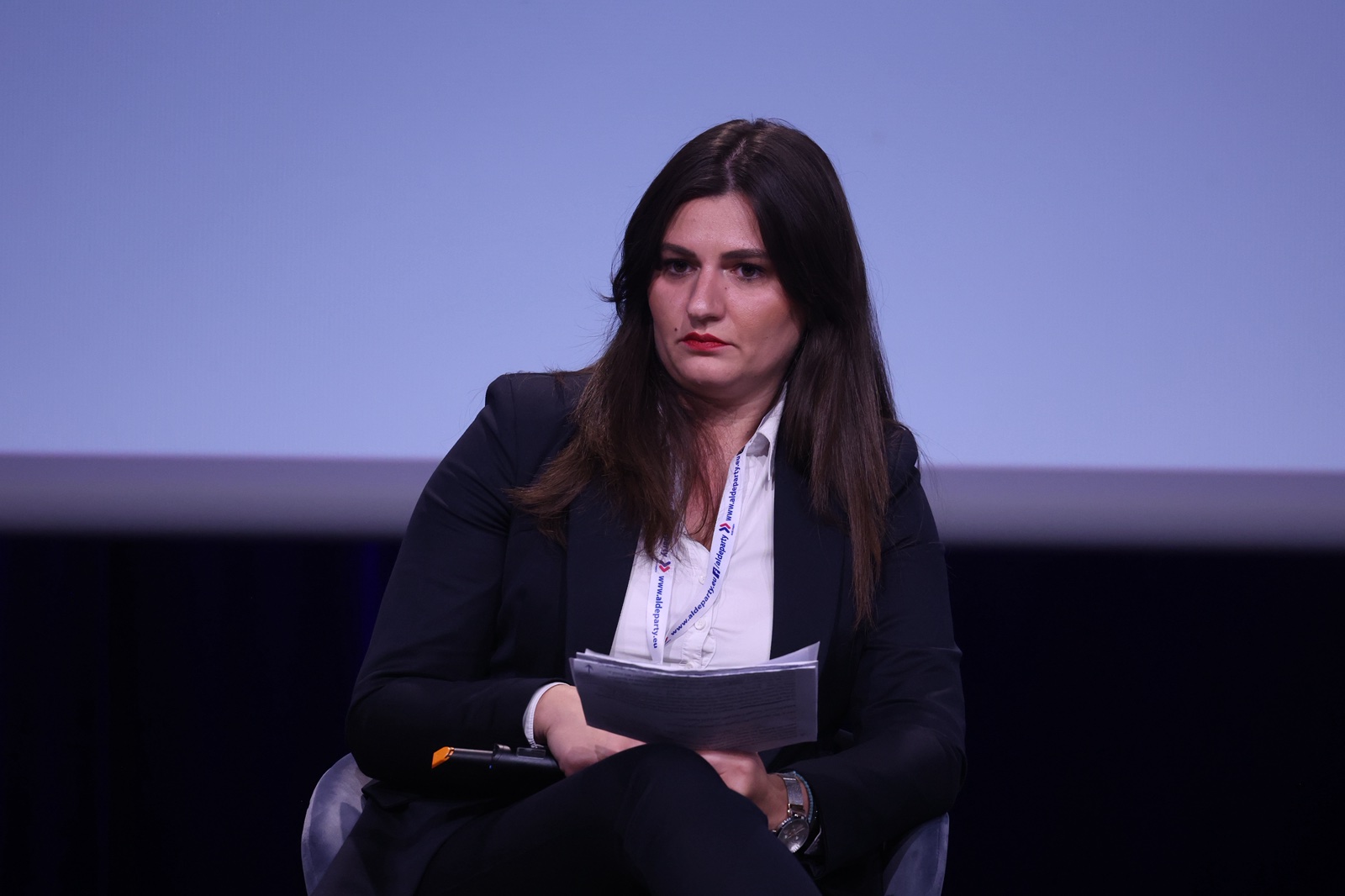 Zajkova: Kufijtë tanë janë si djathi zviceran, ndërsa ligjet plot me vrima