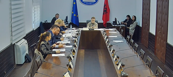 aliolli-ngre-shqetesimin-per-dhunen-ndaj-te-rinjve-brace-apel-per-dialog