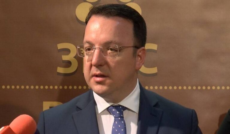Nikolloski: Presim që Bullgaria t’i dorëzojë të kërkuarit me urdhërarrest