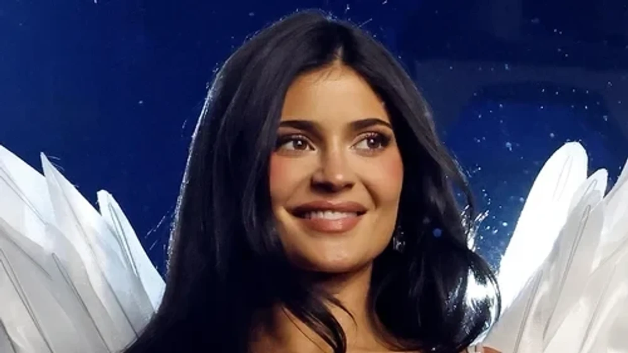 Kylie Jenner thuhet se fitoi 5 milionë dollarë për 5 minuta në pistën e Victoria’s Secret – shpërthejnë reagimet