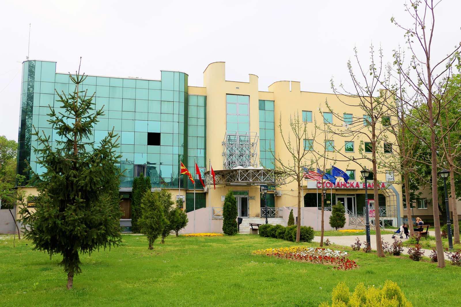 Çairi nis punimet për rregullimin e trotuarit në rrugën “Ferid Murati”, kërkohet largimi i automjeteve