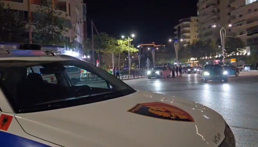 Aksion në Vlorë  policia shton kontrollet  në fokus makinat me xhama të zinj